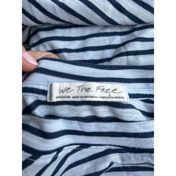 We The Free People T-Shirt Pullover Top Knit Short Sleeve Blue Striped Size M - Picture 7 of 9